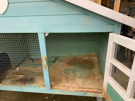 Photo of free Guinea pig hutch and outdoor run (Mayfield EH9) #4