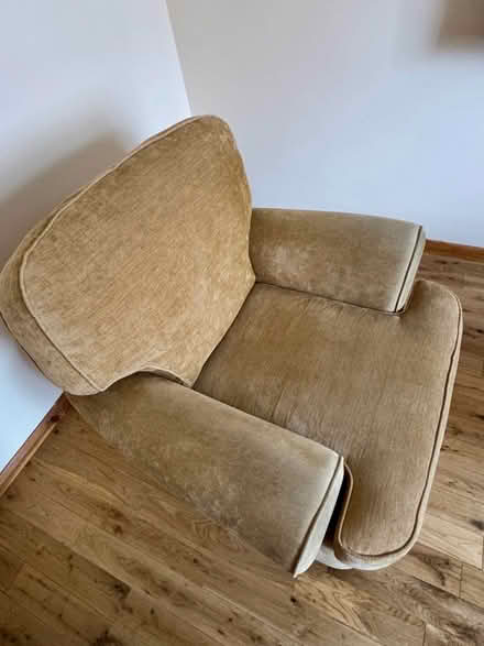 Photo of free 2 sofas (Paulsgrove PO6) #4