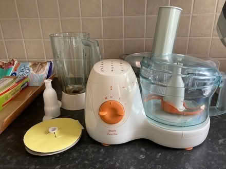 Photo of free Electric mixer and robot (KT8 0JX) #1