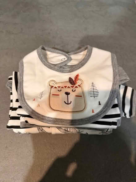 Photo of free 0-3 month baby clothes set (Perivale, UB6) #1