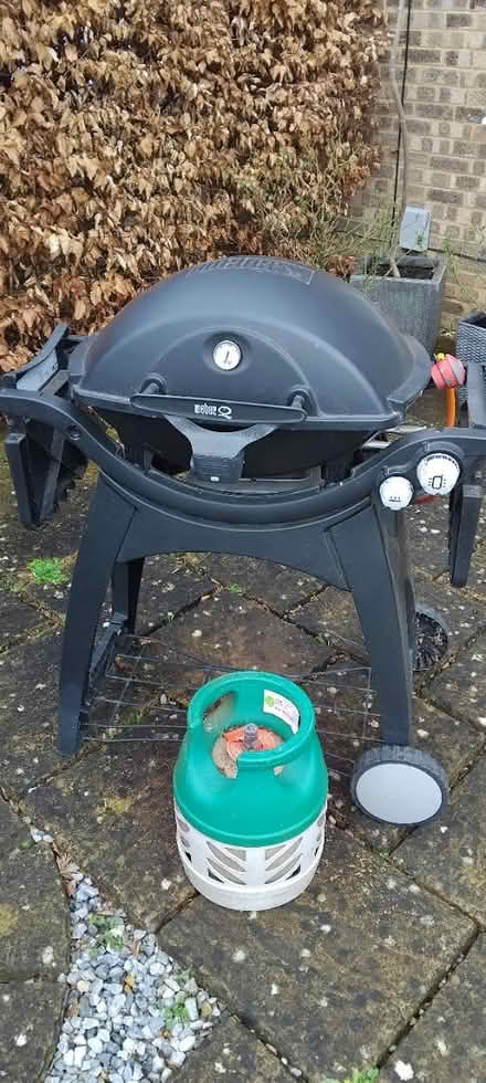 Photo of free BBQ wuth gas cannister & connector (Stevenage SG2) #2