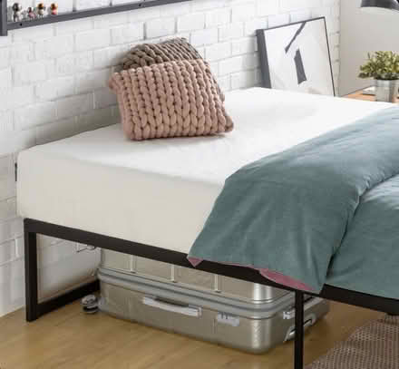 Photo of free Metal bed frame (Southsea PO51AF) #4