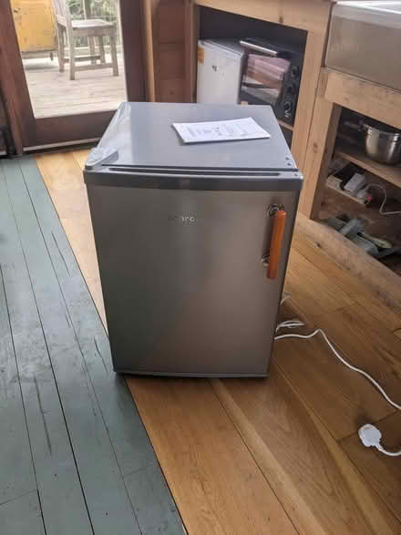 Photo of free Fridge (SY8) #2