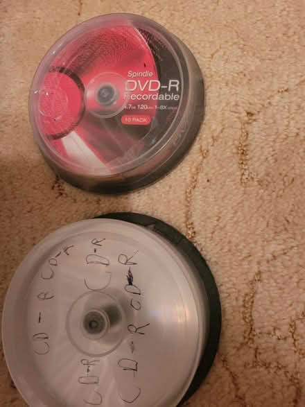 Photo of free Recordable cds and dvds (Selston NG16) #1