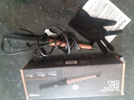 Photo of free Curling Wand (Kingsway) #1