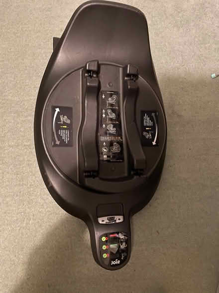 Photo of free Iso Fix Childs car seat (Droitwich WR9) #2