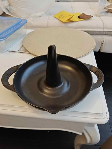 Photo of free Cast iron chicken roast pan (Winchmore Hill N21) #1