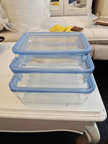 Photo of free Pyrex glass containers, set of 3 (Winchmore Hill N21) #2