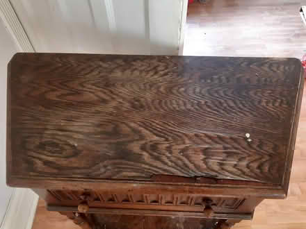 Photo of free Oak hifi cabinet (Riddlesdown) #2