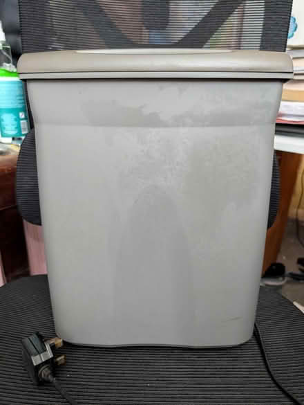 Photo of free Fellows P500-2 paper shredder (Gillingham ME7) #3