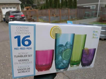 Photo of free 16 piece acrylic tumbler set (Haller Lake) #1