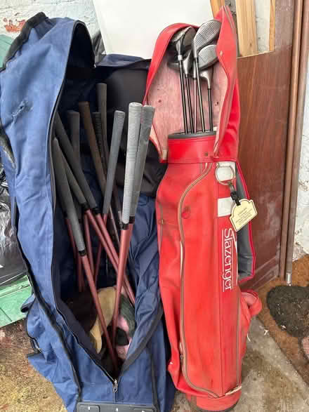 Photo of free Various golf bats and carrier bags (Abingdon OX14) #1