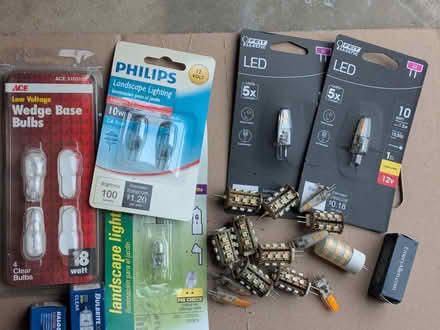 Photo of free Light bulbs fir pathway lights (141 & Big Bend, Valley Park) #1