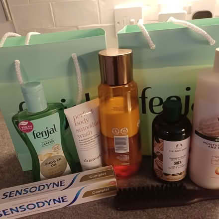 Photo of free Bathroom skincare clearout (Hillhead TQ5) #2