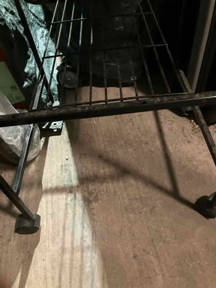 Photo of free Curbside: Birdcage (94025) #2