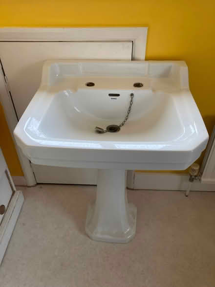 Photo of free Pedestal bathroom sink (Lewes BN7) #1