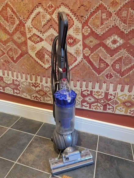 Photo of free Dyson DC41 vacuum cleaner (Leatherhead) #1