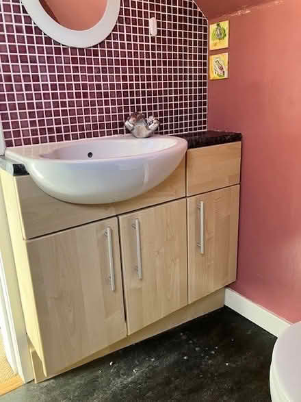 Photo of free Sink, unit, toilet (Corstorphine EH12) #2