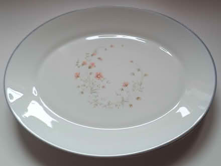 Photo of free Vintage Pyrex serving platters (Matson, Gloucester GL4 6) #1