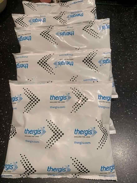 Photo of free Freezer packs x 8 (Purley CR8) #1