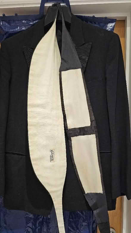 Photo of free 1950's Singapore double-breasted tuxedo (Townsend AL3) #3