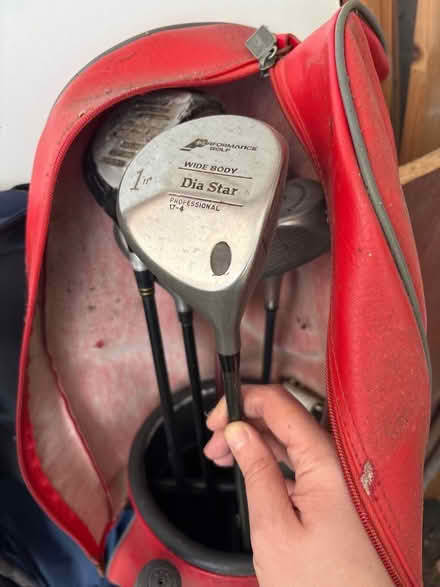 Photo of free Various golf bats and carrier bags (Abingdon OX14) #3