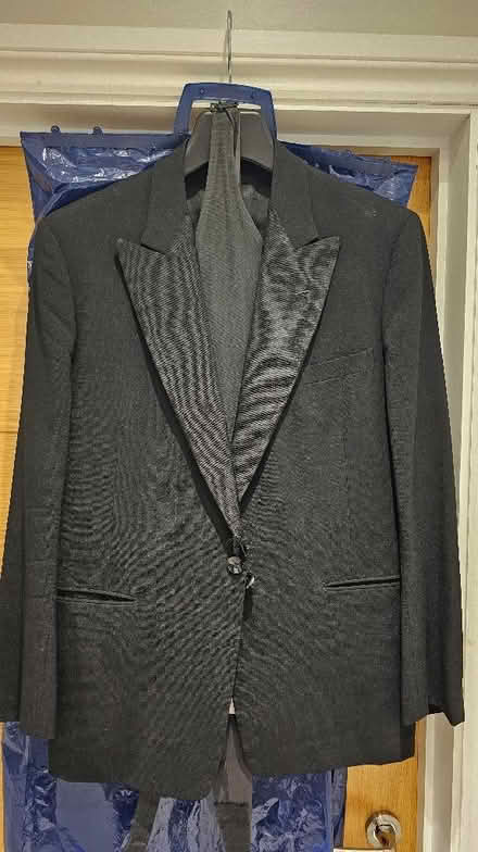 Photo of free 1950's Singapore double-breasted tuxedo (Townsend AL3) #1