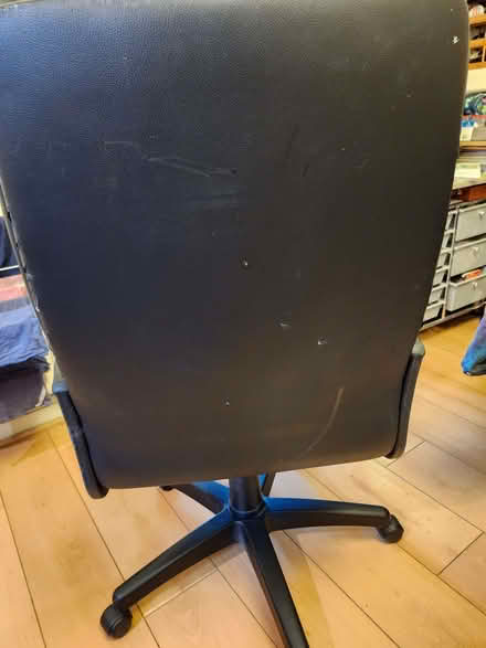 Photo of free Black computer/office chair (Beeston LS11) #3