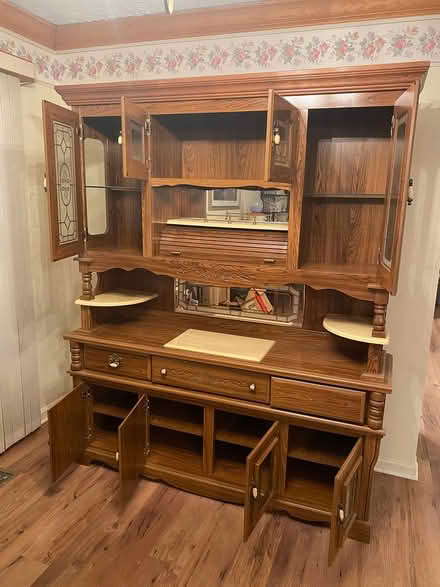 Photo of free China cabinet hutch (Strongsville) #1