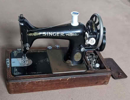 Photo of free Vintage sewing machine (Higham Hill E17) #1