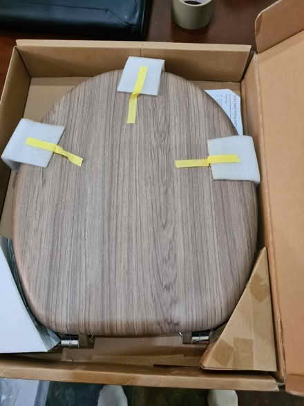 Photo of free Toilet Seat (Hallaton LE16) #1