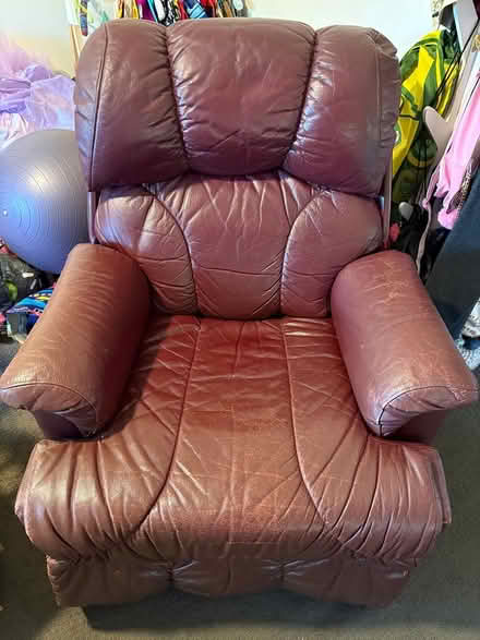 Photo of free Plush leather burgundy recliner (Chewton , victoria) #2