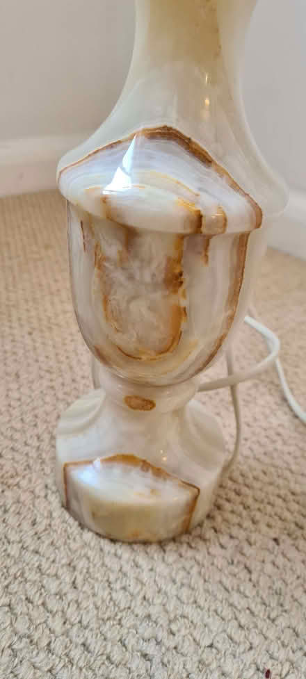 Photo of free Vintage marble lamp base (Prestbury GL52) #4