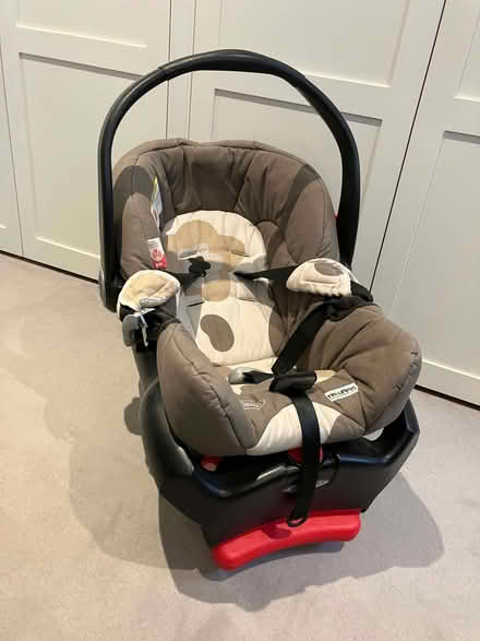 Photo of free Baby's car seat 0-15 kg (Summertown OX2) #1