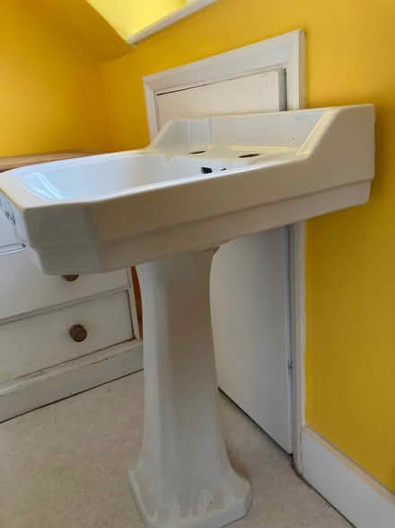 Photo of free Pedestal bathroom sink (Lewes BN7) #2
