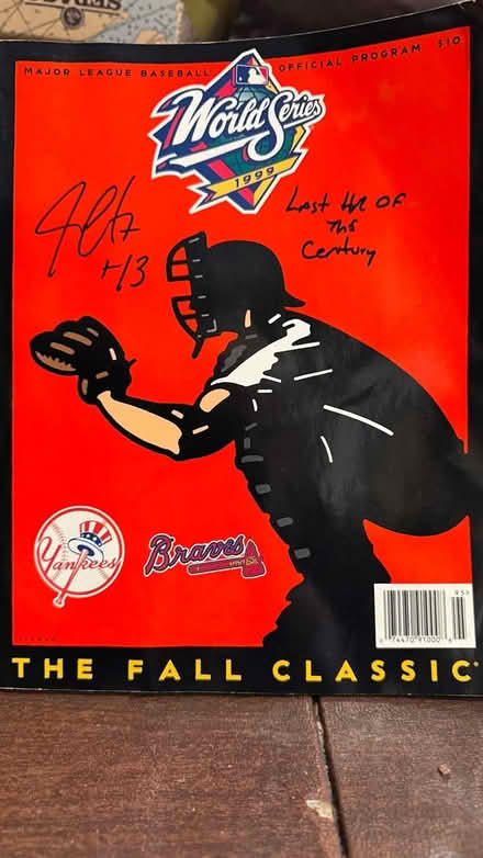 Photo of free Yankees, other MLB books and a tote (UWS 94/Columbus) #1