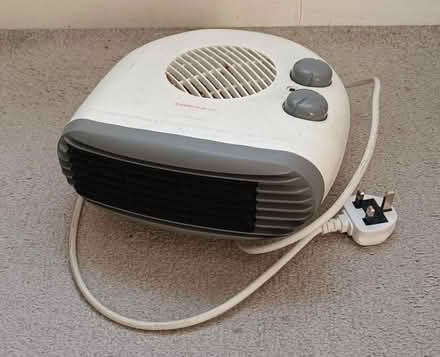 Photo of free Working electric fan heater (Roath CF24) #1