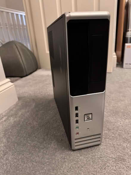 Photo of free Computer (Pinkneys Green SL6) #1