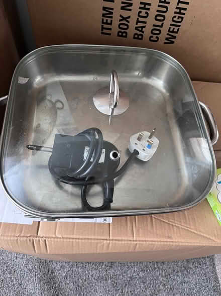 Photo of free Electric frying pan with glass lid. It’s old, but no probl (Faraday Office Park RG21) #1