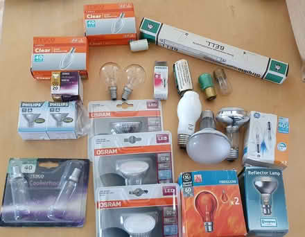Photo of free Assorted light bulbs as shown (Wokingham RG40) #1