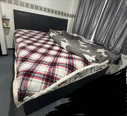 Photo of free Super king size bed (High wycombe HP12) #2