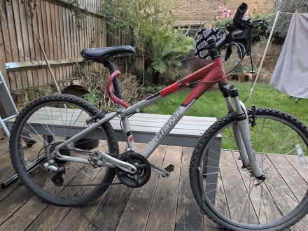 Photo of free Giant 6000 Aluxx mountain bike (Hackney E8) #4