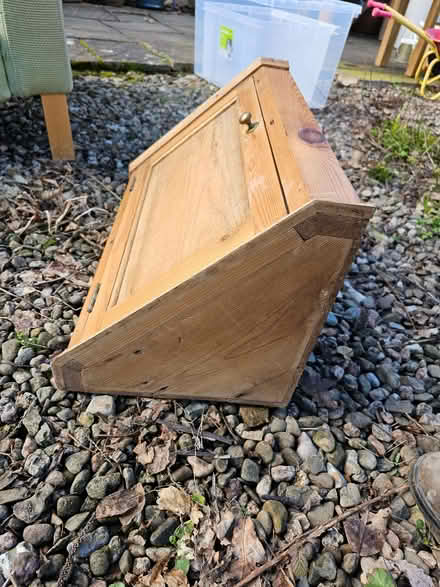 Photo of free Corner cabinet (Mortimers Cross HR6) #4