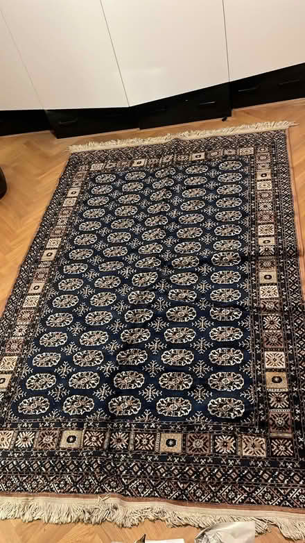 Photo of silk carpet 145cm x 210cm approx. (Holland Park W11) #2