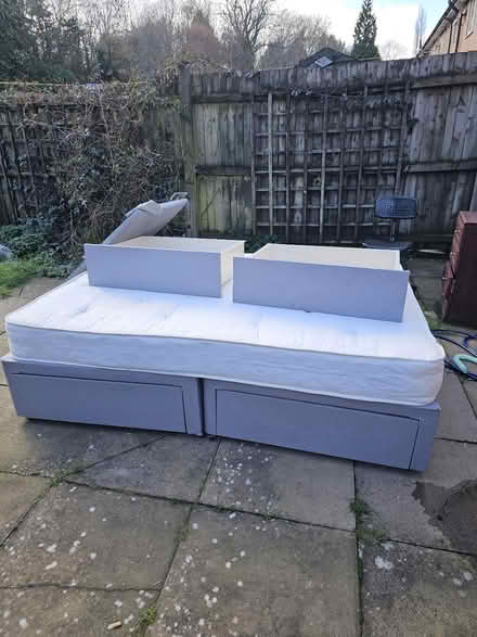 Photo of free Double bed with mattress (Selly oak B29) #4