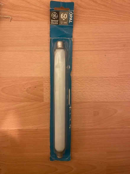 Photo of free Long bulb (Surrey quays) #1