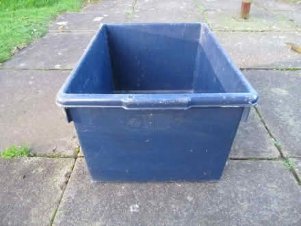 Photo of free Blue recycling box (Sunnyside RH19) #3