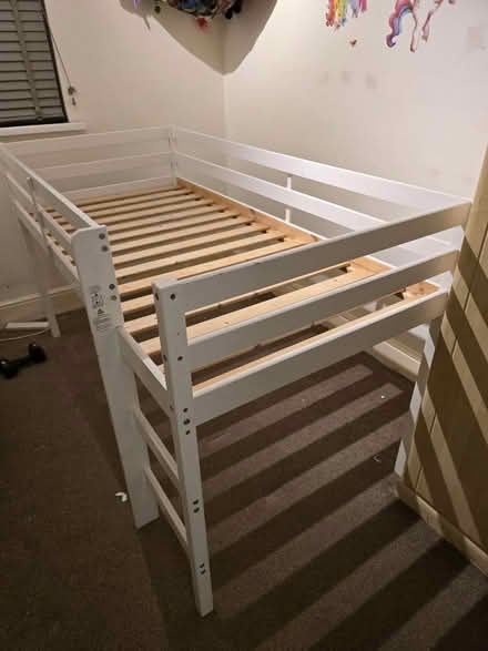 Photo of free Mid sleeper white sturdy (Leigh Park) #1