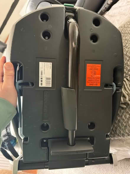 Photo of free Baby car seat (RG8) #2