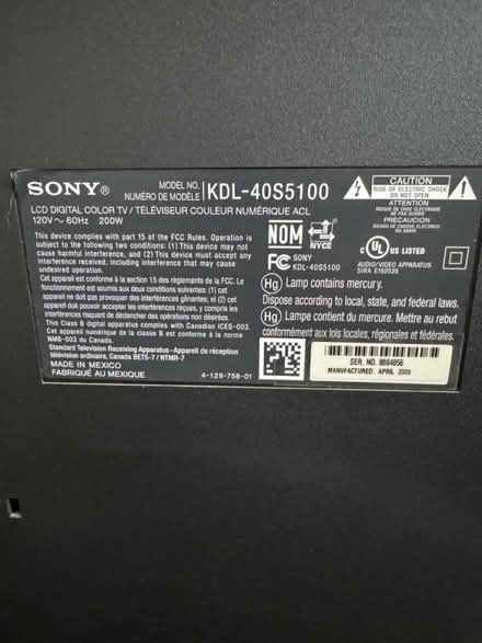 Photo of free 40” Sony Bravia TV (In Reston off of Lawyers Road) #2